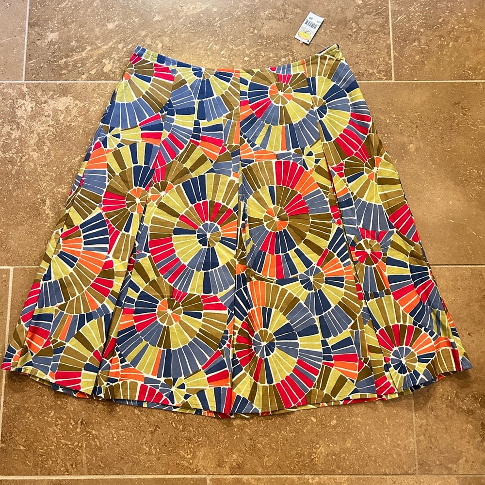 Talbots women’s geometric pattern 100% Cotton Pleated Full Skirt Size 2